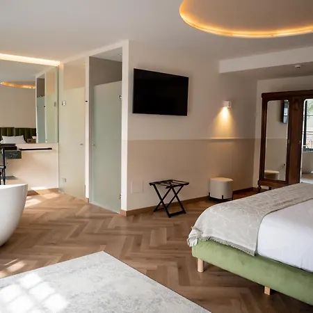 Boutique Indianas 4*