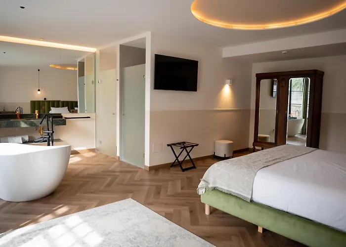 Boutique Indianas 4*