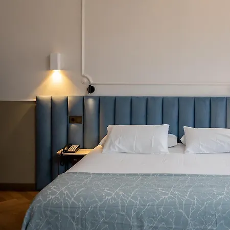 Boutique Indianas Hotel