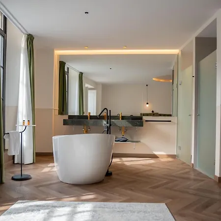 Boutique Indianas 4*